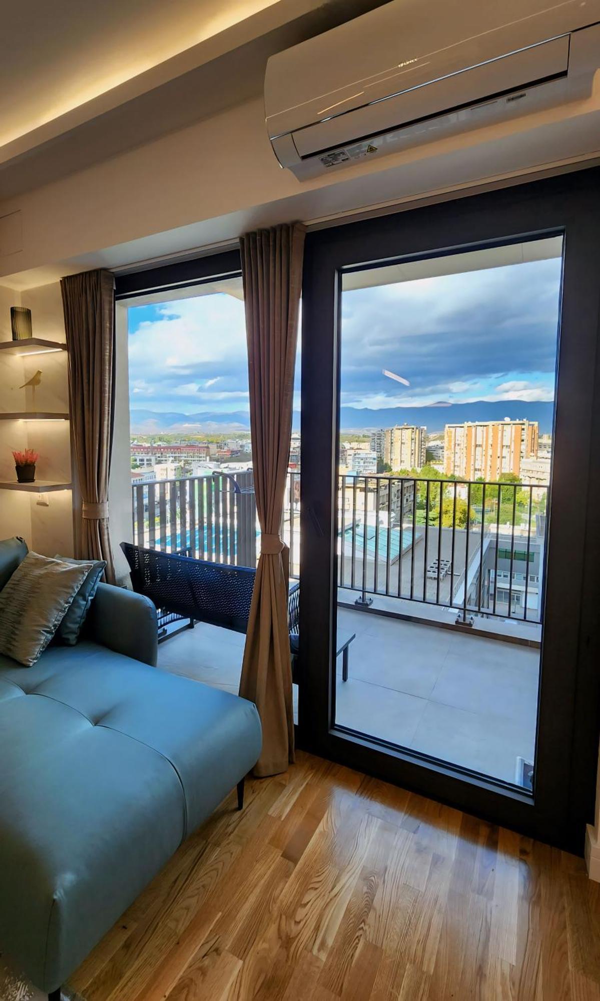 Diamond Residences 10Th Fl. Lux Apt. W/ City View Скоп'є Екстер'єр фото