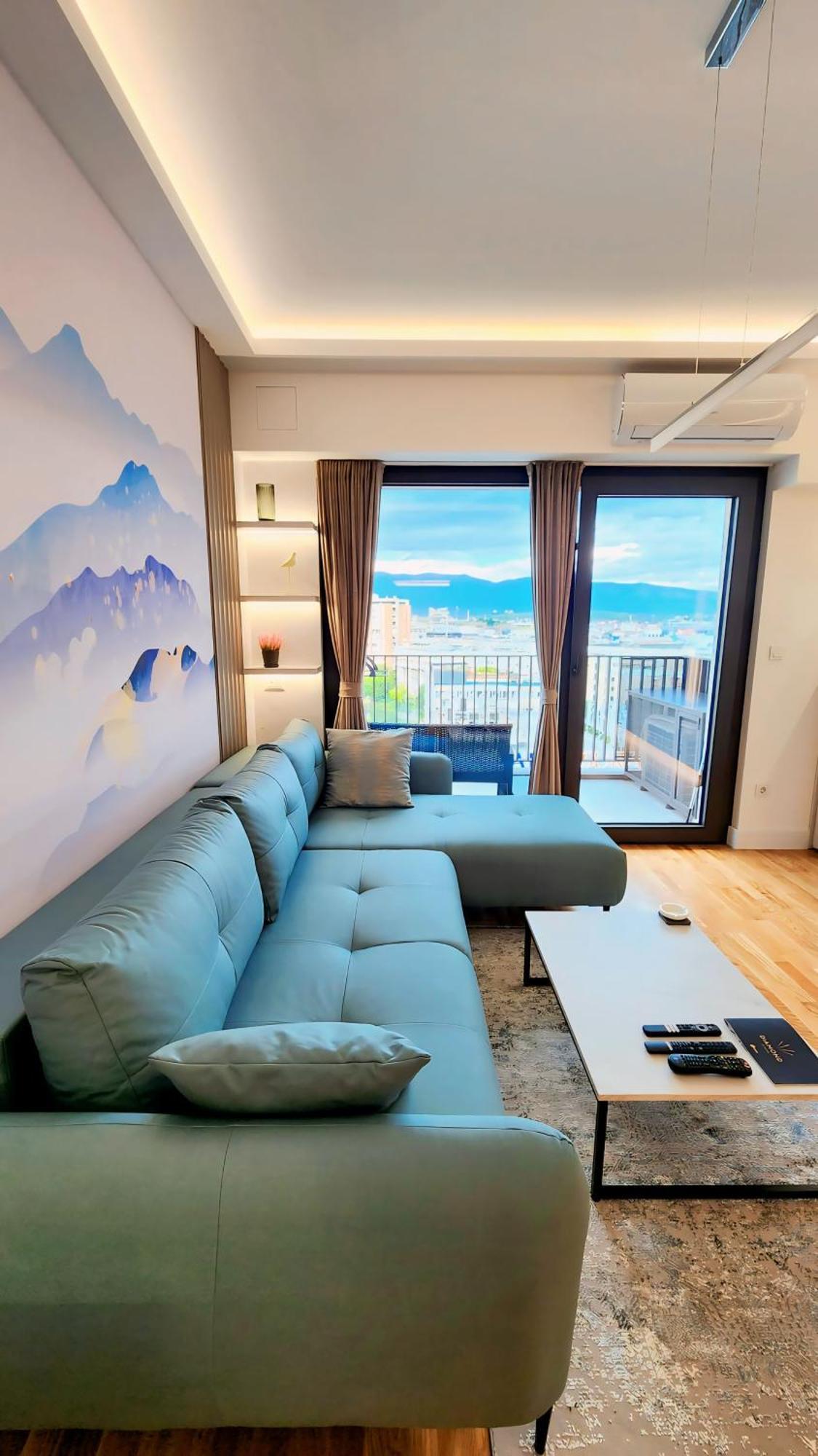Diamond Residences 10Th Fl. Lux Apt. W/ City View Скоп'є Екстер'єр фото